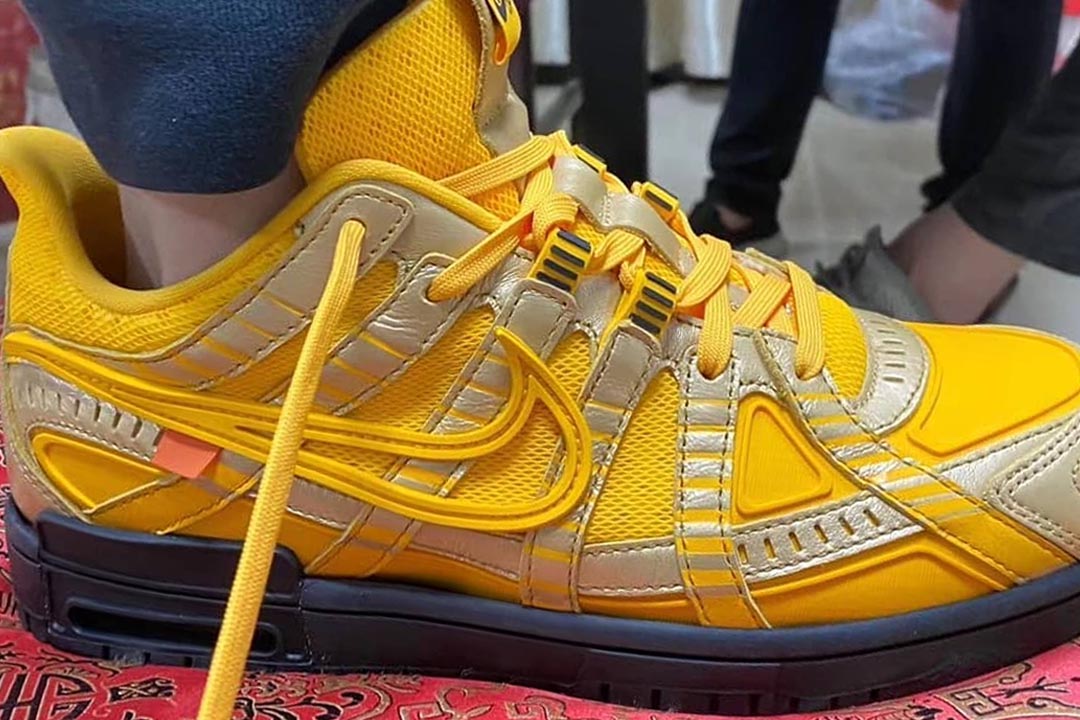 Off-White x Nike Rubber Dunk "University Gold"