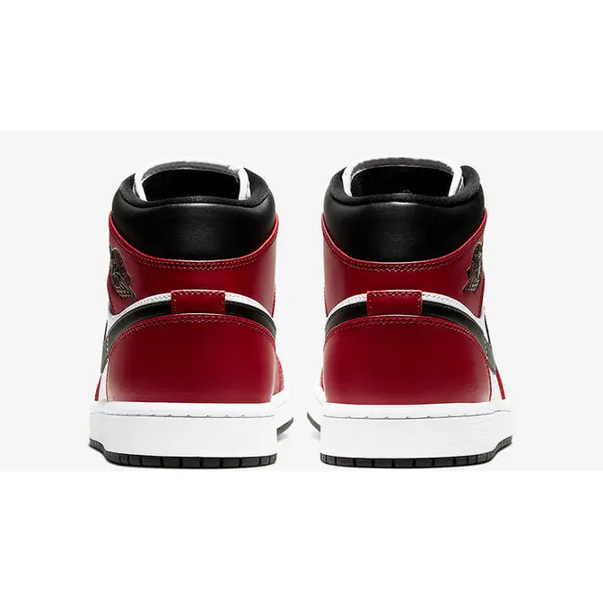 air jordan mid chicago toe