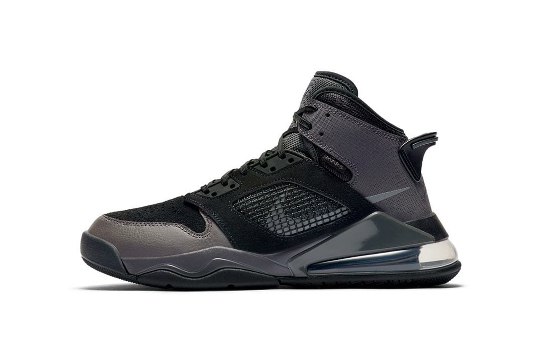 Jordan Mars 270 "London"