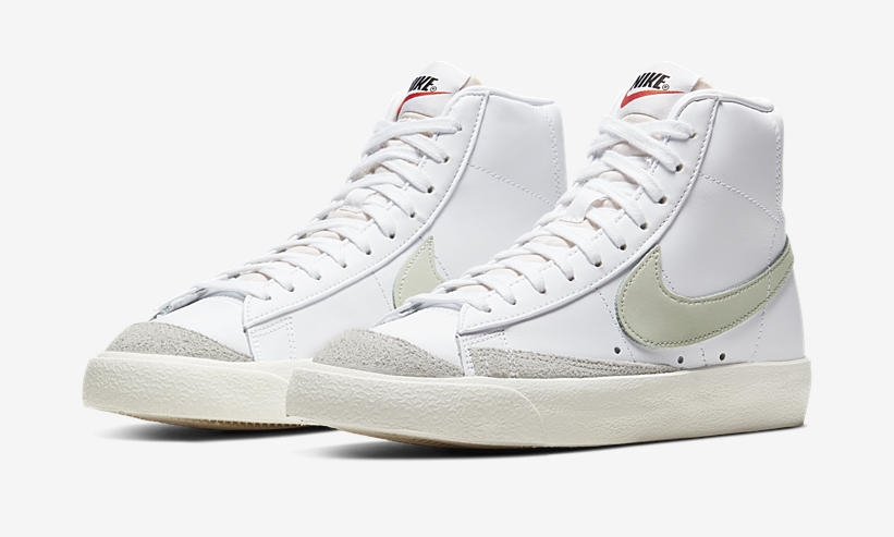 Nike Blazer Mid '77 White Sail front