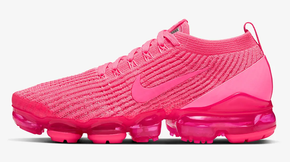 Dark pink vapormax sales