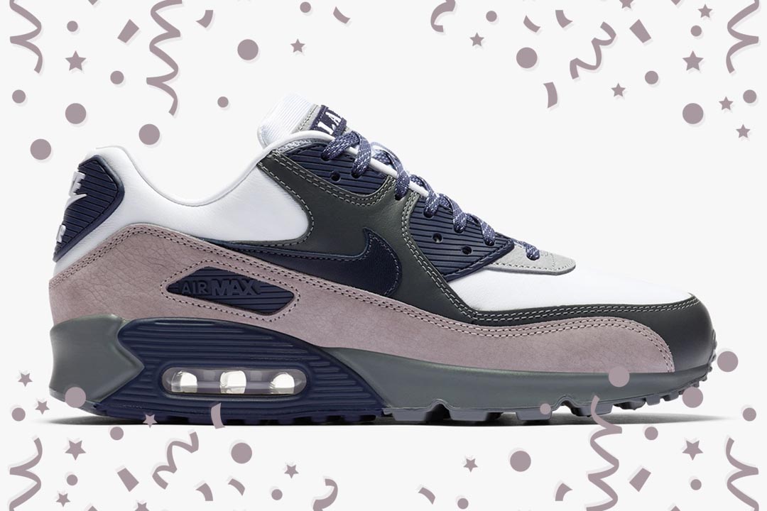 Take 21% Off These 21 Best-Selling Sneakers at Sneakersnstuff!