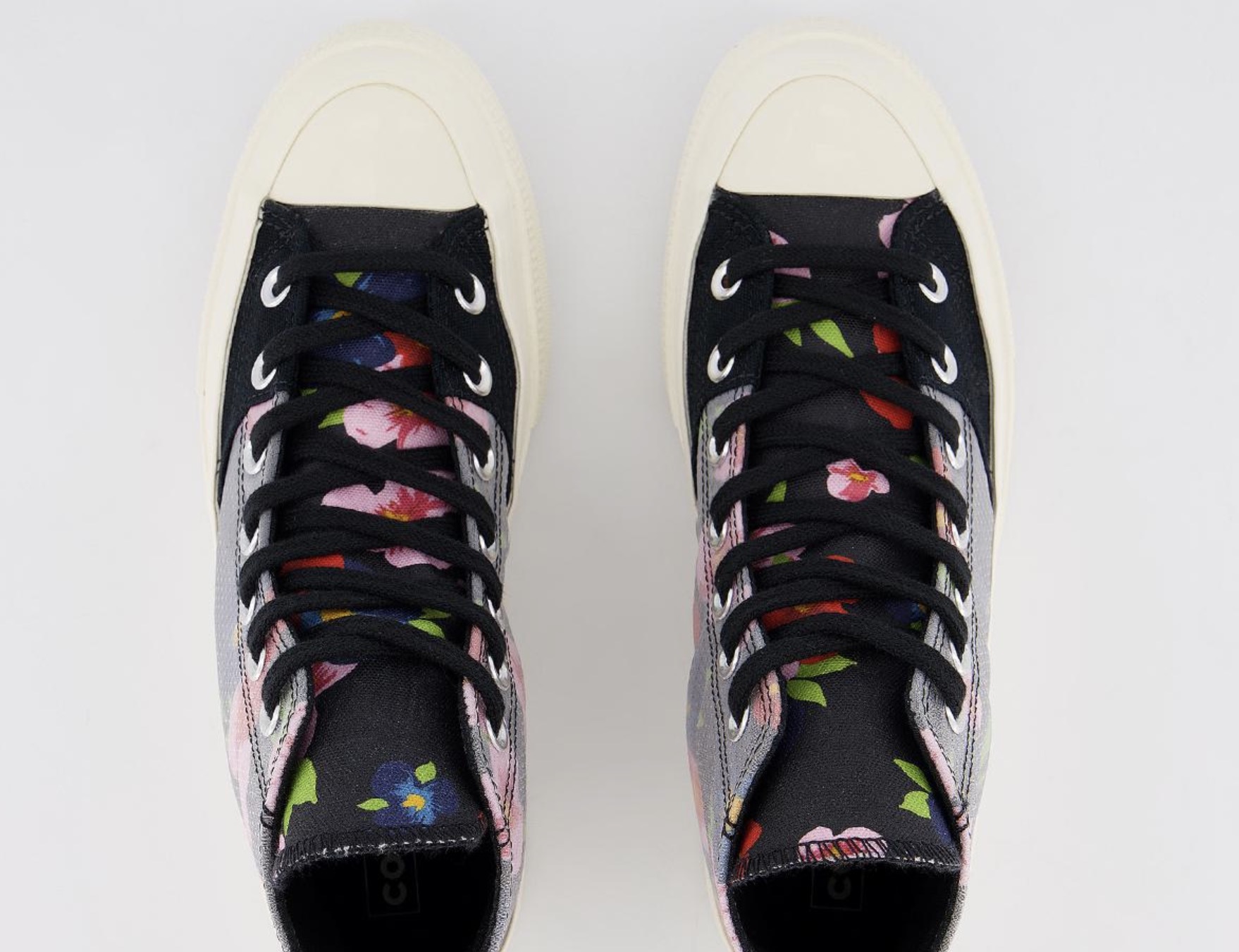 Spring Has Arrived Early With This Floral Converse All Star Chuck 70 6