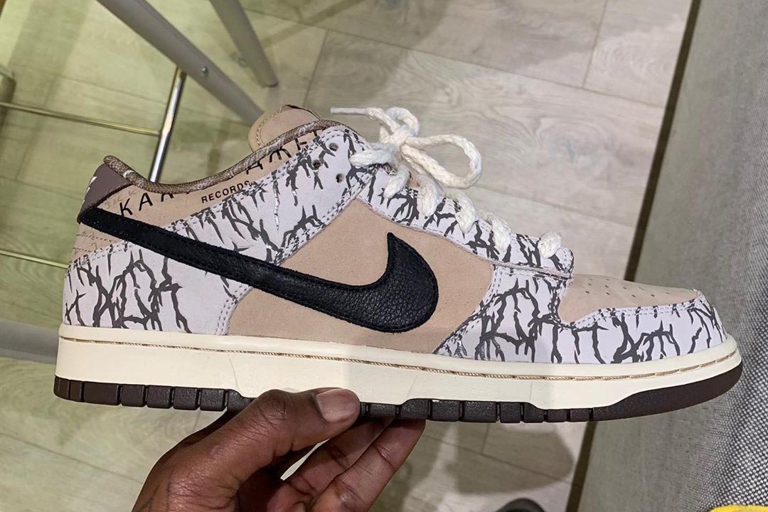 Travis Scott x Nike SB Dunk Low