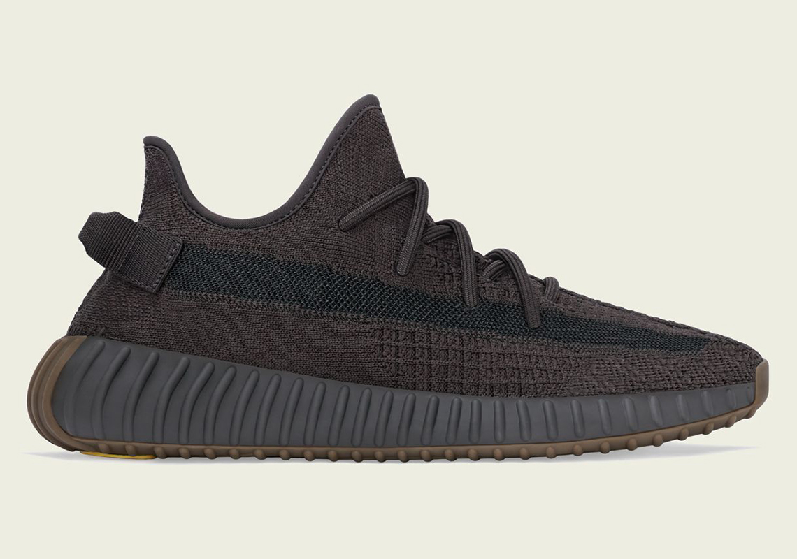 Don’t Miss These 10 Major Restocks, New-In Sneakers & Upcoming Drops 8