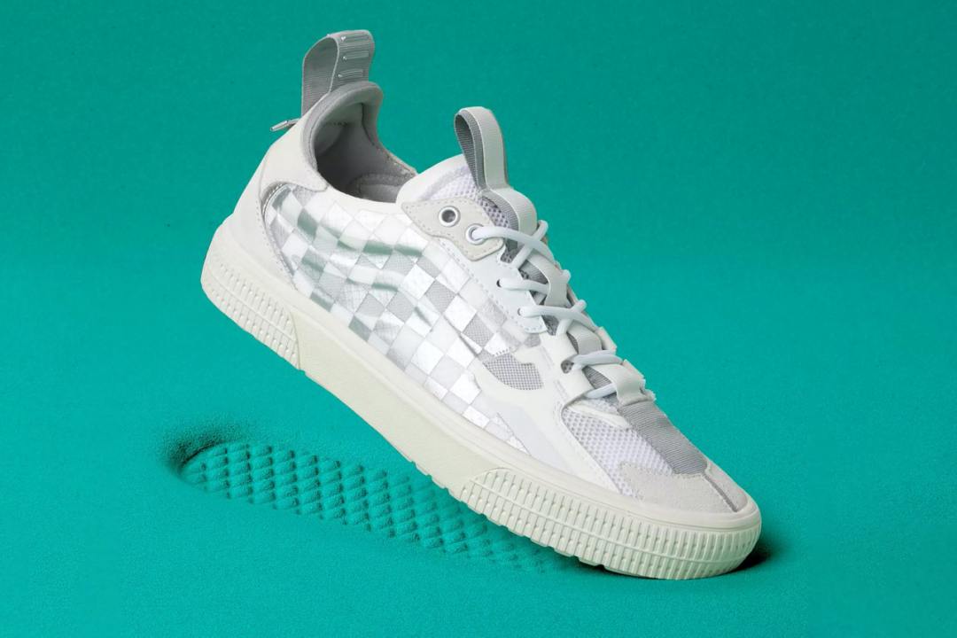 vans checker overt cc