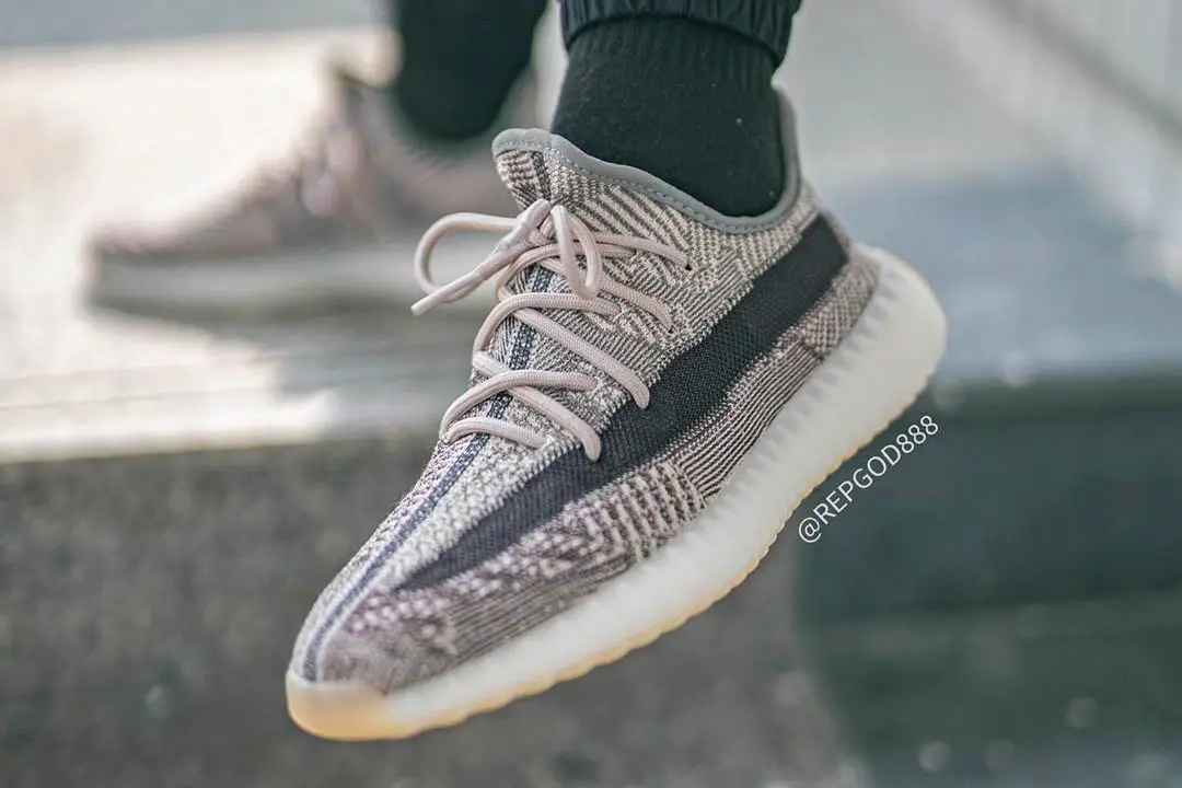 Yeezy boost lundmark sale on feet