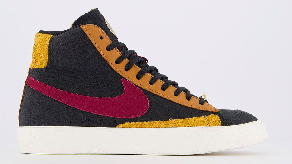 _0002_Nike Blazer Red Tan