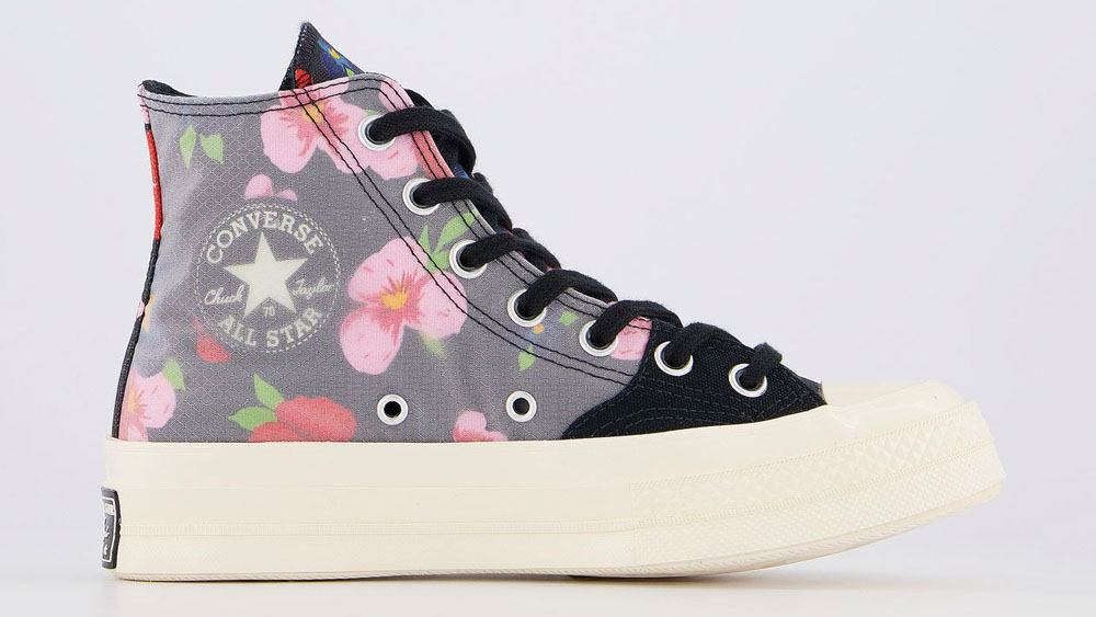 _0004_Converse All Star Floral