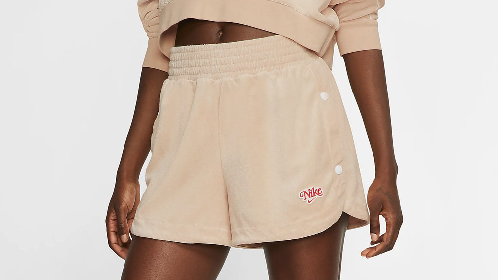 _0007_Women's ShortsNike Sportswear