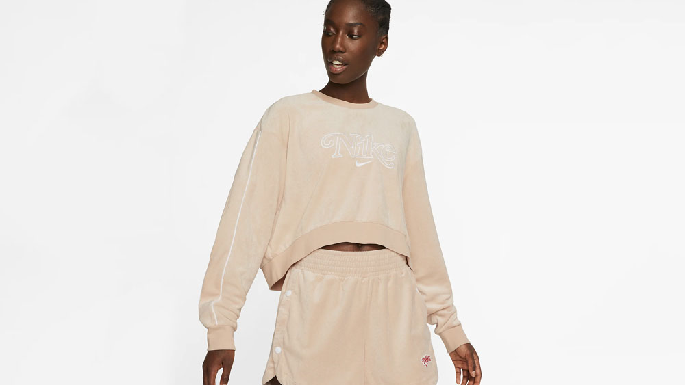 _0009_Women's CrewNike Sportswear