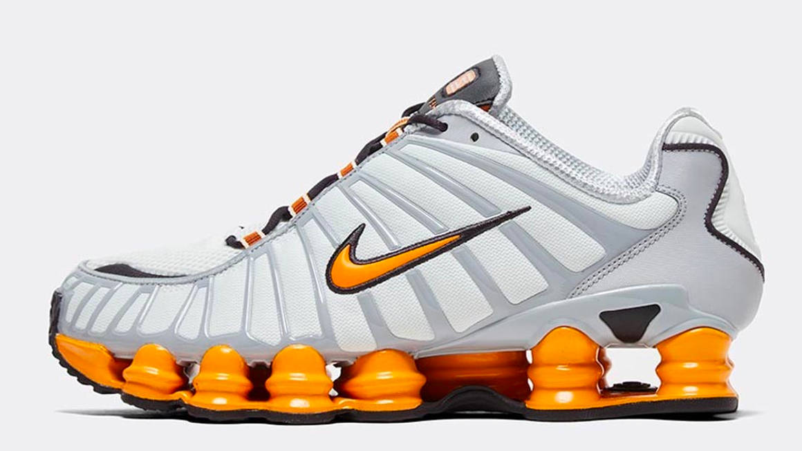 nike shox footasylum
