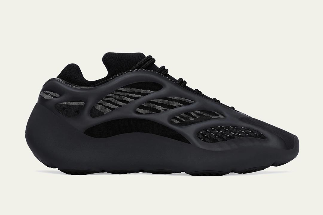 Yeezy 700 V3 "Alvah"