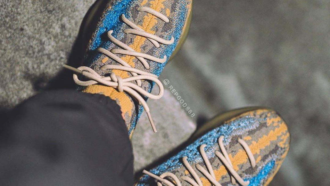 yeezy blue oat on feet