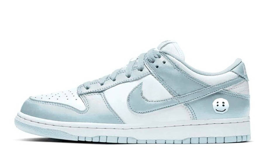 nike dunk low platinum