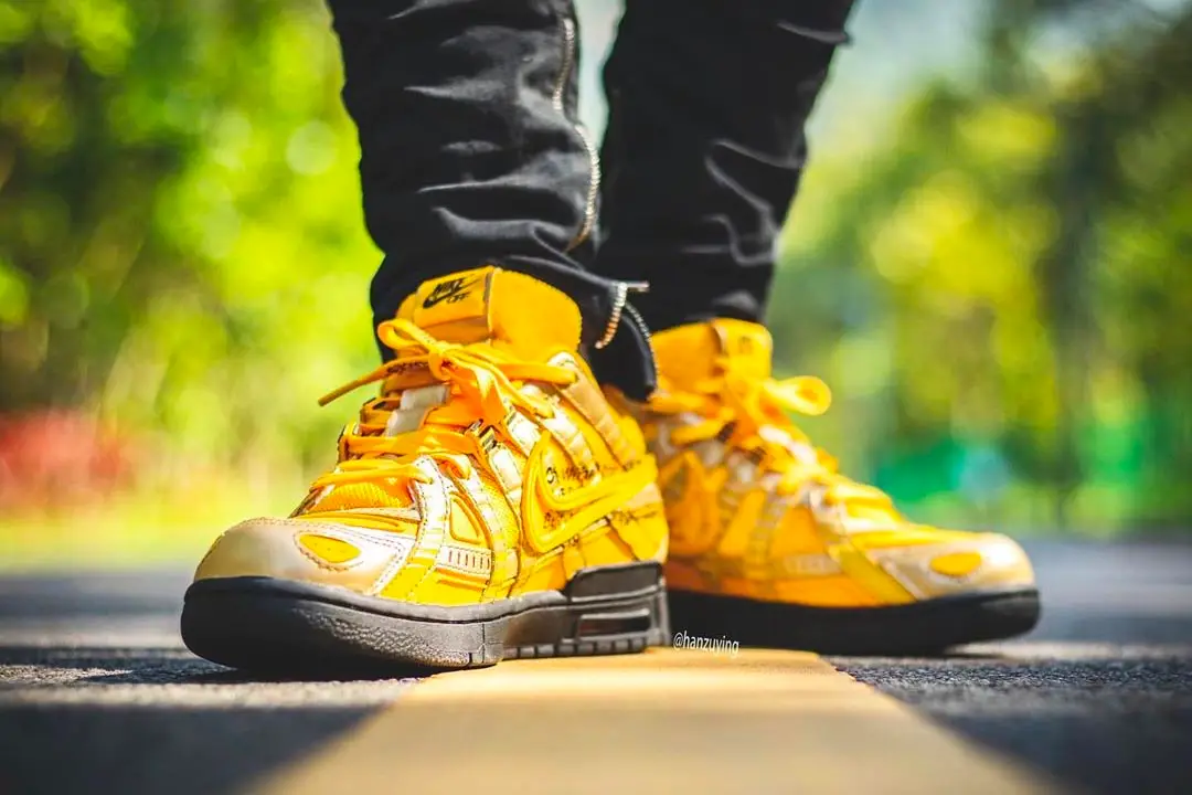 On-Foot Look: Off-White x Nike Air Force 1 'University Gold