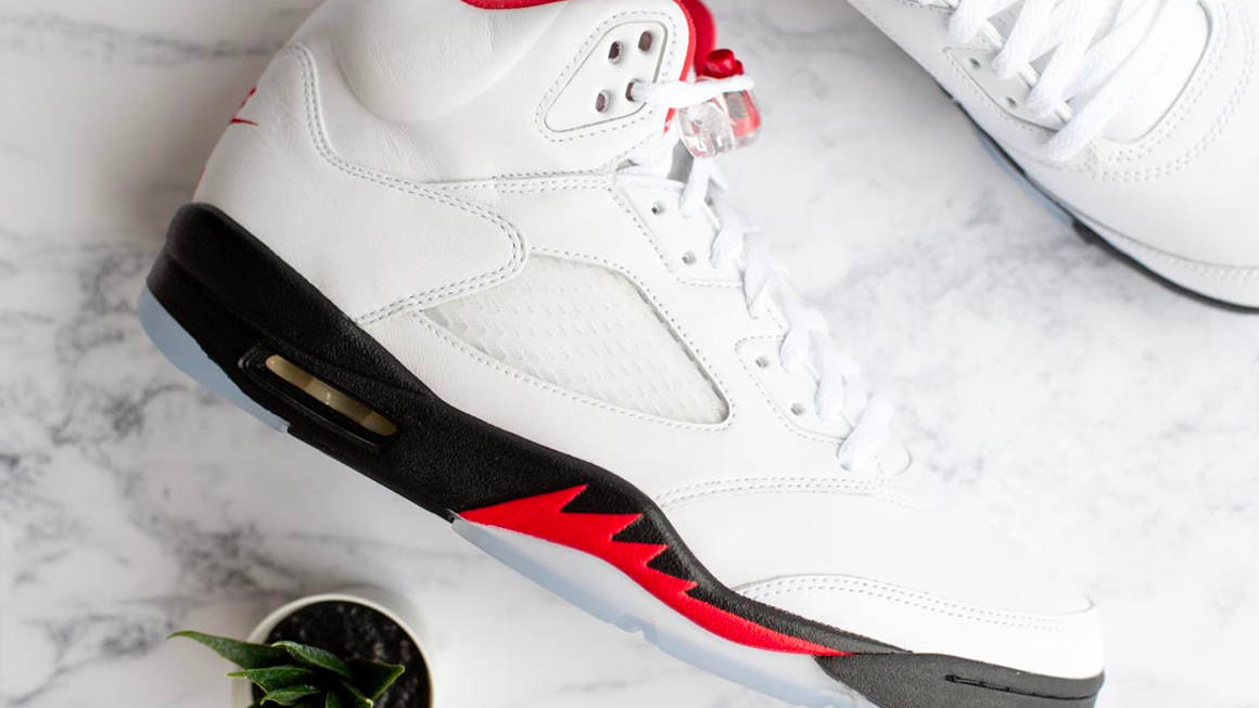 jordan 5 fire red 2020