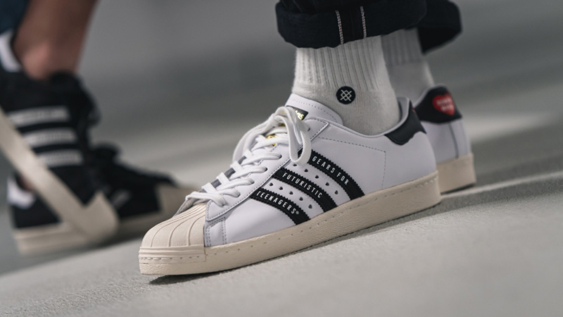 what are adidas superstars made of