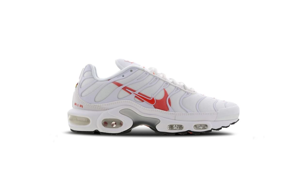 FLASH SALE: Don’t Miss These 15 High-Heat Nike Trainers Now Discounted At Foot Locker UK 3