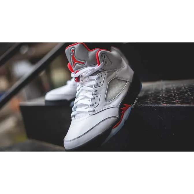 Jordan 5 Retro GS White Fire Red | Where To Buy | 440888-102 | The 