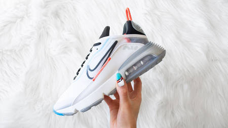 An Exclusive Closer Look At The Nike Air Max 2090 'Pure Platinum' An Exclusive Closer Look At The Nike Air Max 2090 'Pure Platinum'