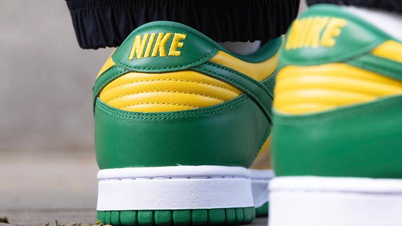 Que vaut la Nike Dunk Low SP Brazil 2020 CU1727-700 ? en 2023  Chaussures  de sport mode, Nike dunks, Chaussures sneakers nike