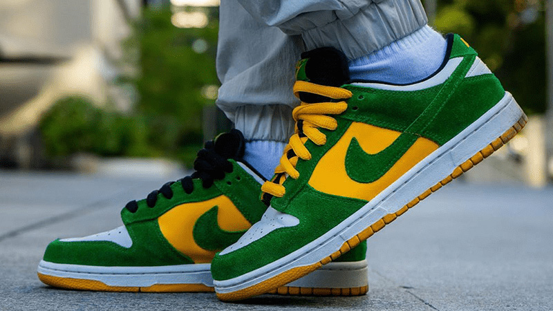 nike dunks green and yellow