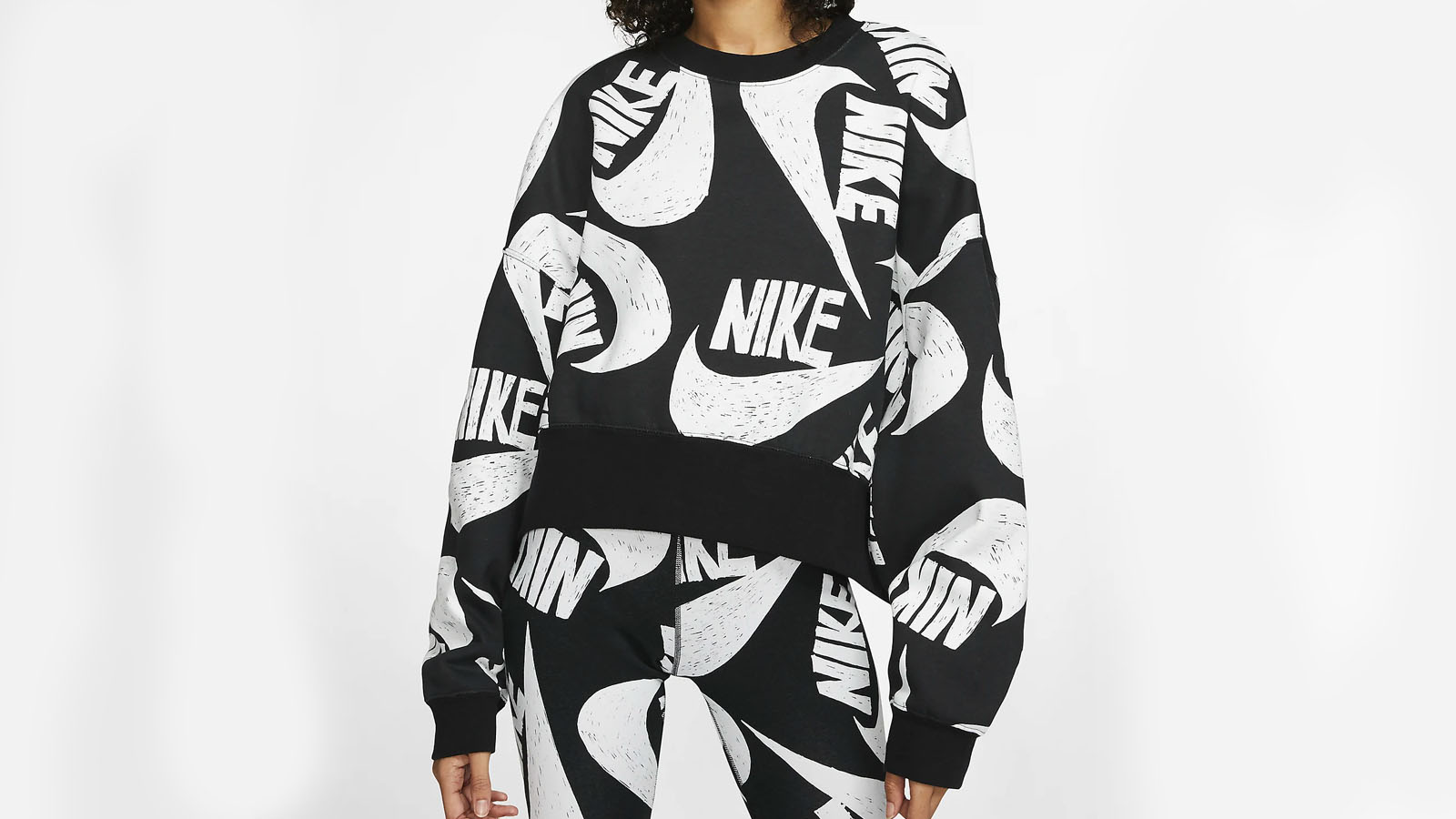Nike logo crew jumper