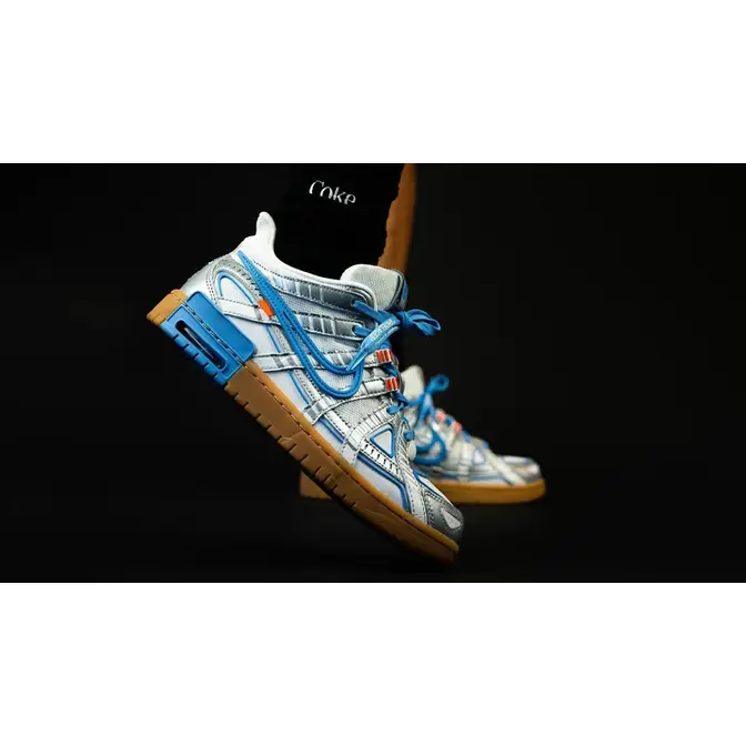 Off-White x Nike Rubber Dunk University Blue On Foot