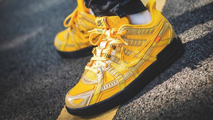 Off-White x Nike Rubber Dunk University Gold On Foot