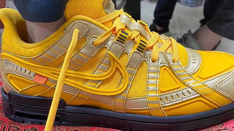 Off-White x Nike Rubber Dunk University Gold side