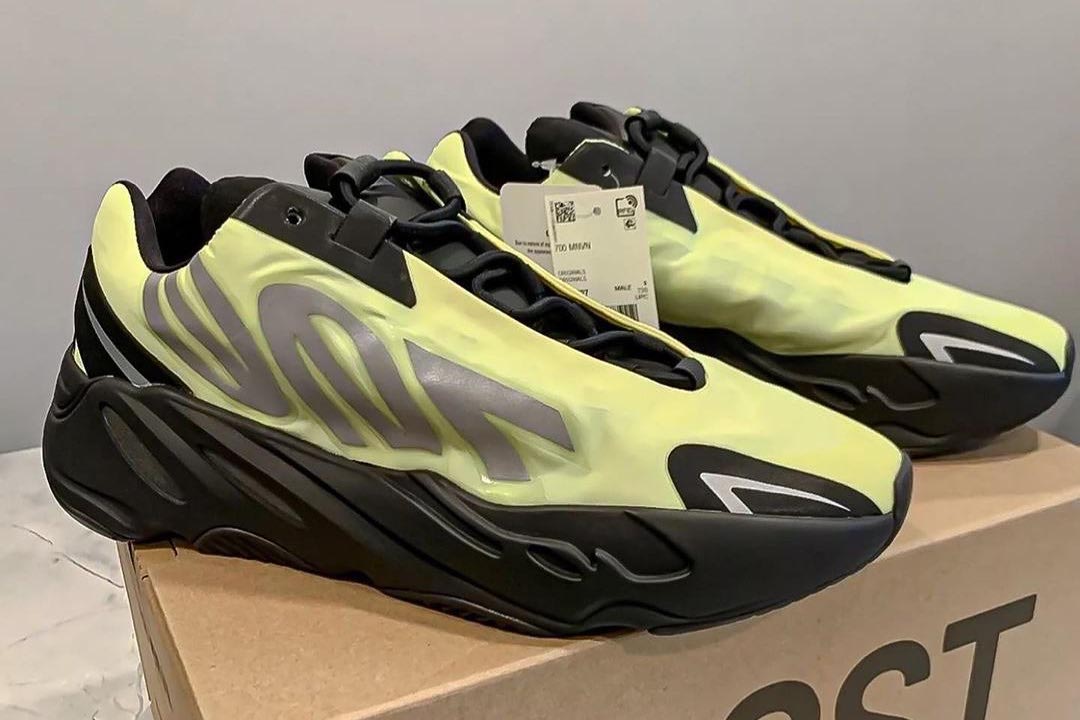 Yeezy 700 MNVN "Phosphor"
