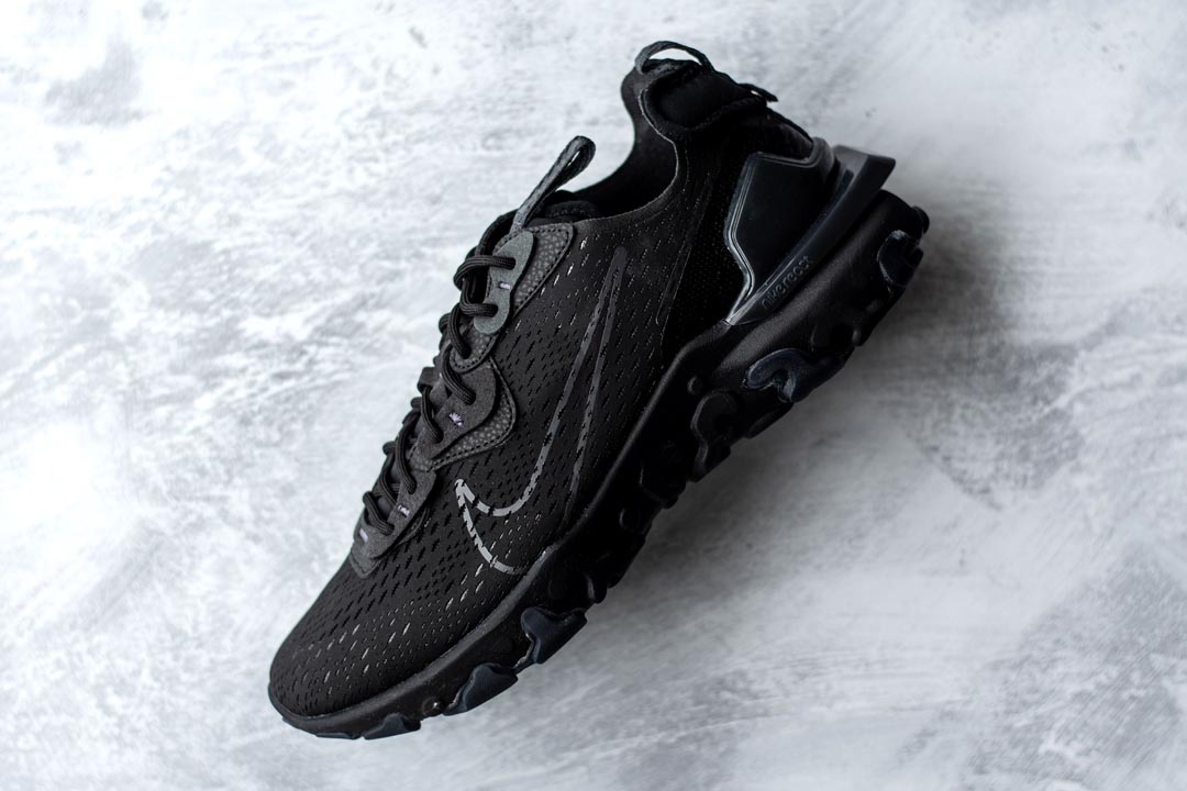 Nike React Vision "Triple Black"