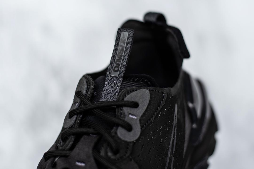 Nike React Vision "Triple Black"