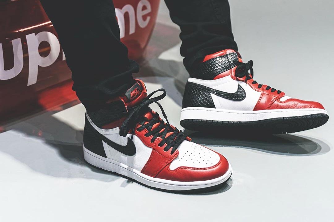 Air Jordan 1 High OG "Satin Snake"