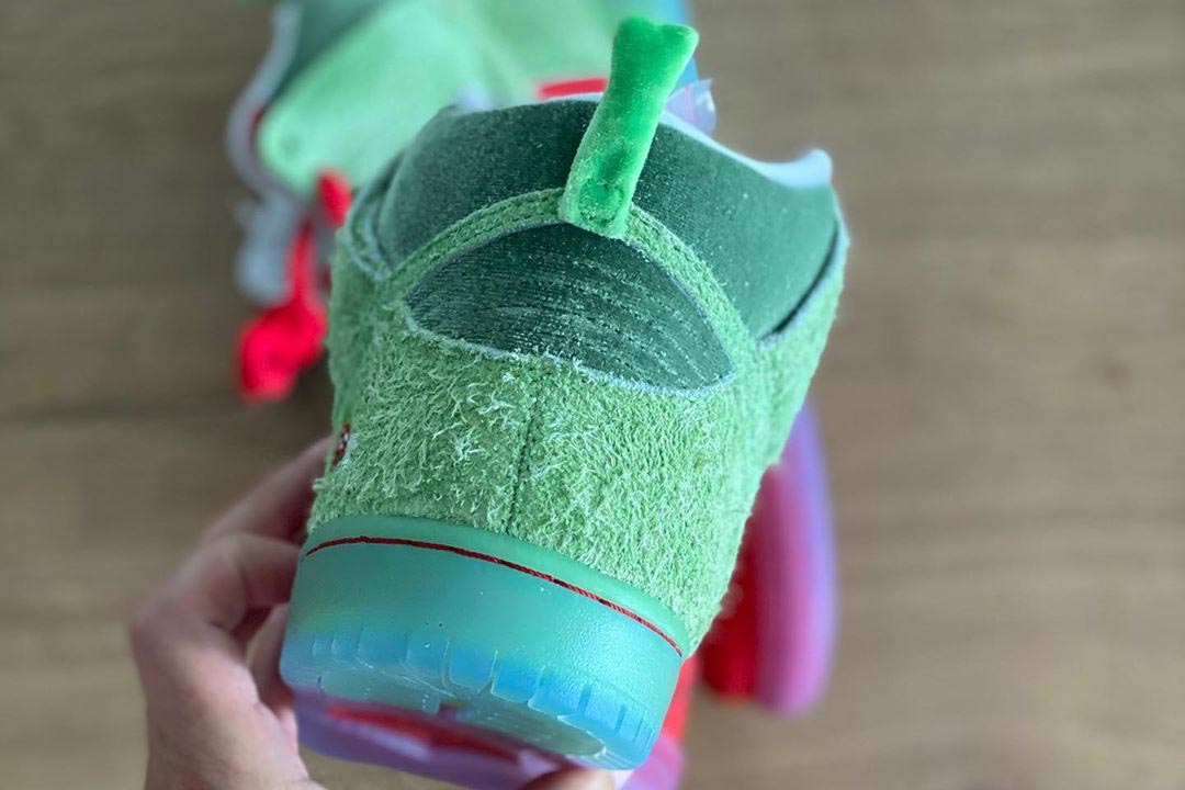 Nike SB Dunk High "Strawberry Cough"