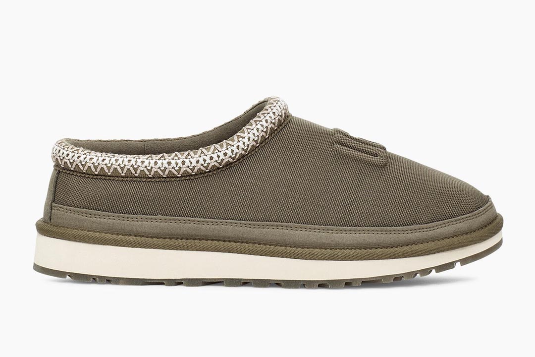 10 UGG Slippers That Are Perfect For Your Cozy Quarantine Collection