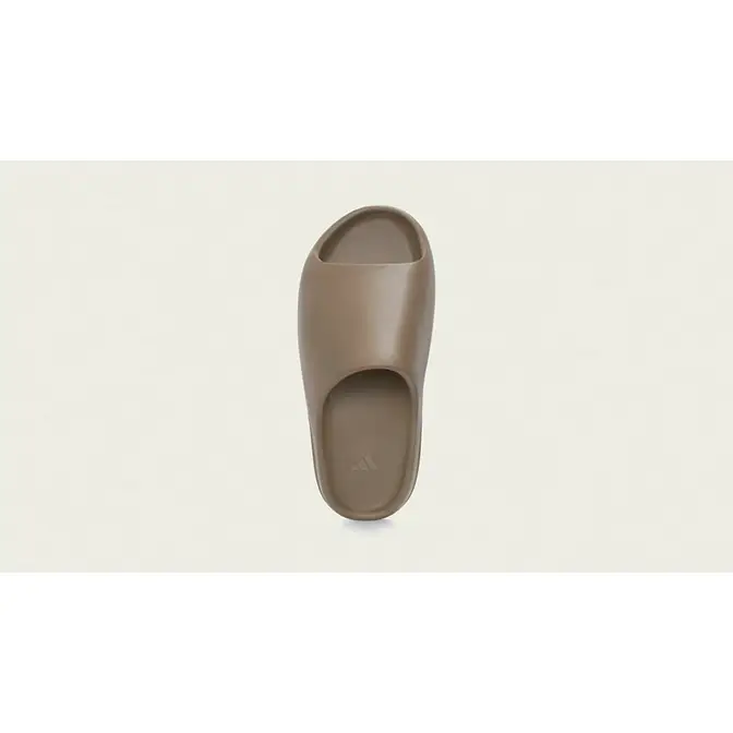 Yeezy Slide Earth Brown middle