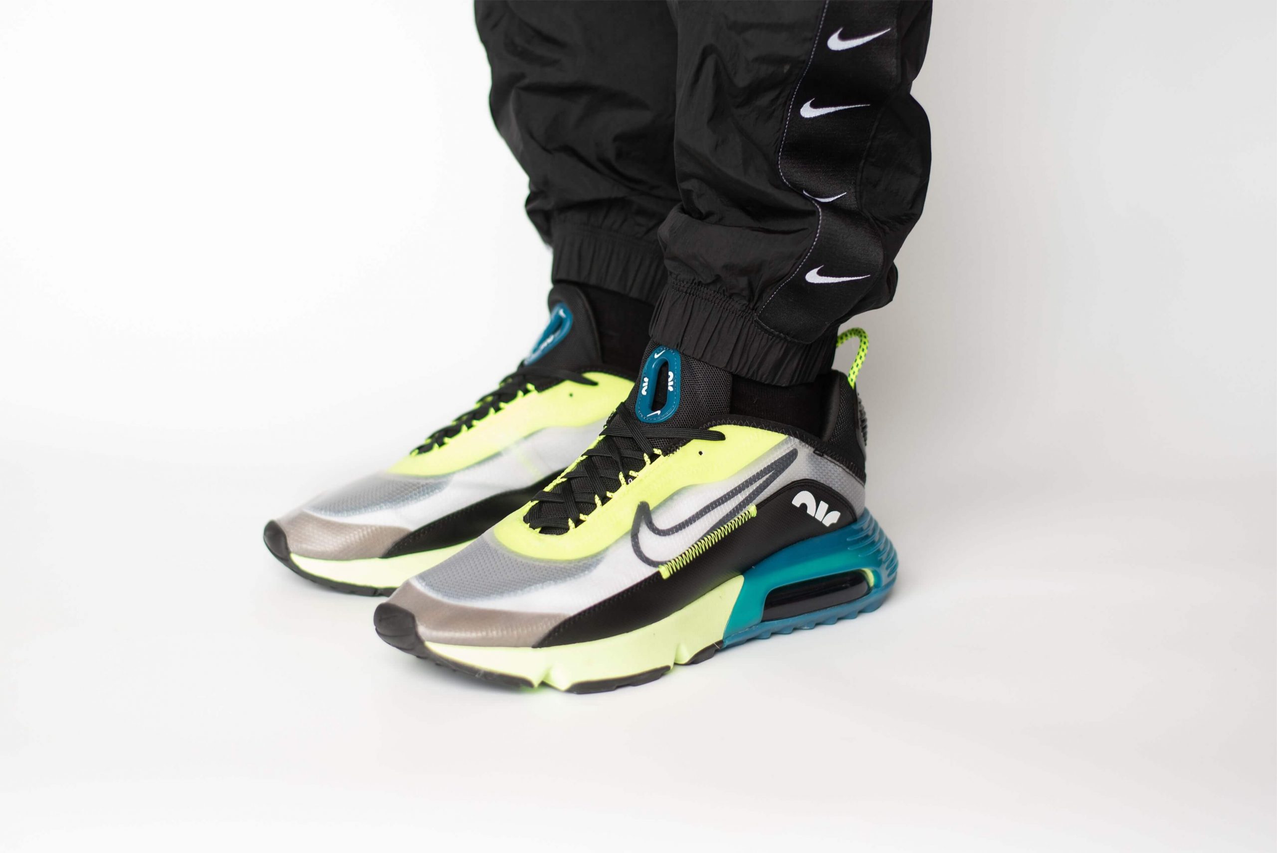 Take an On-Foot Look at the Nike Air Max 2090 "Valerian Blue" & Nike Air Max 2090 "Deep Royal Blue"
