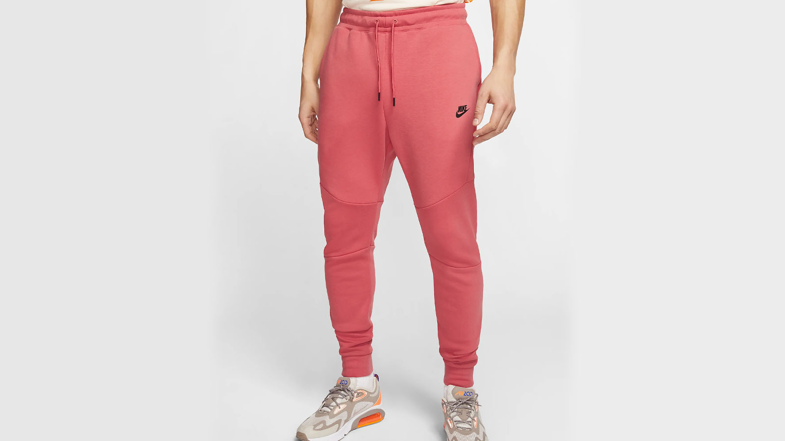 nike pink joggers