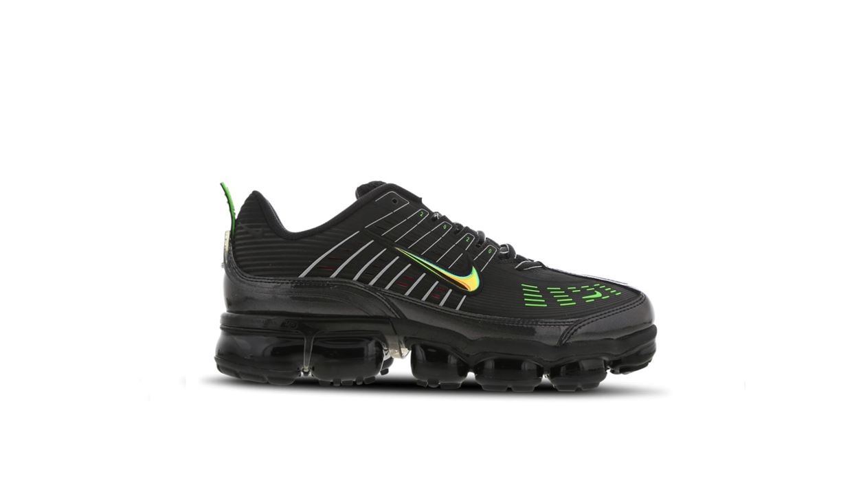 FLASH SALE: Don’t Miss These 15 High-Heat Nike Trainers Now Discounted At Foot Locker UK 2