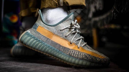 Get Your First Decent Look at the Yeezy Boost 350 V2 "Israfil" Get Your First Decent Look at the Yeezy Boost 350 V2 "Israfil"