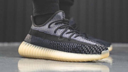 An On-Foot Look at the Yeezy Boost 350 V2 "Asriel" An On-Foot Look at the Yeezy Boost 350 V2 "Asriel"