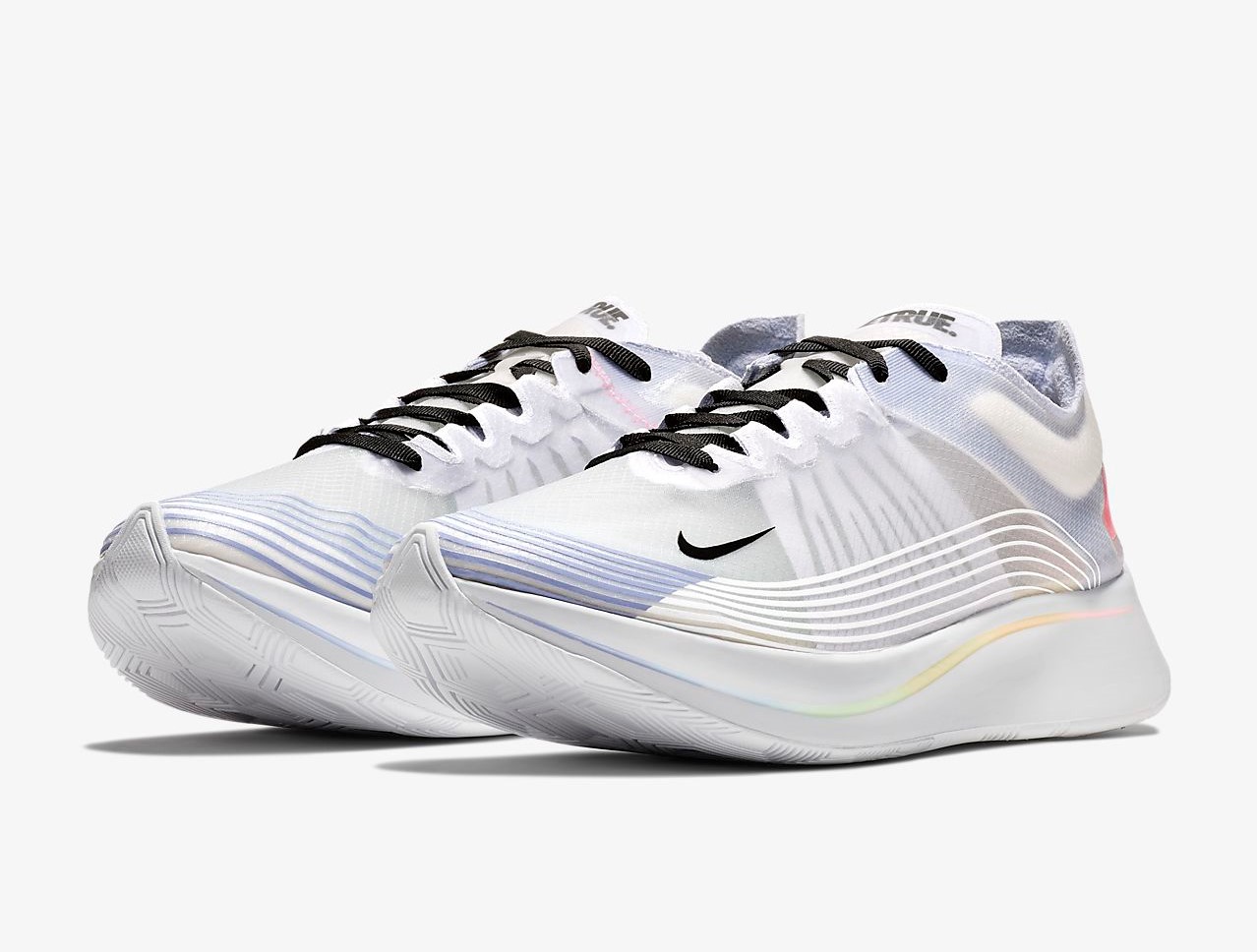 zoom-fly-betrue-running-shoe-QN32Q3