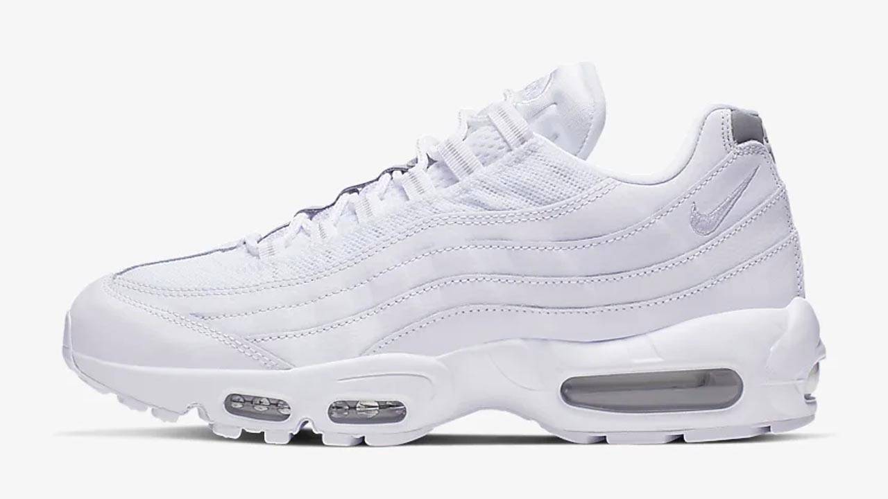 15 Squeaky Clean Swoosh Sneakers That Need to Be in Your Summer Rotation