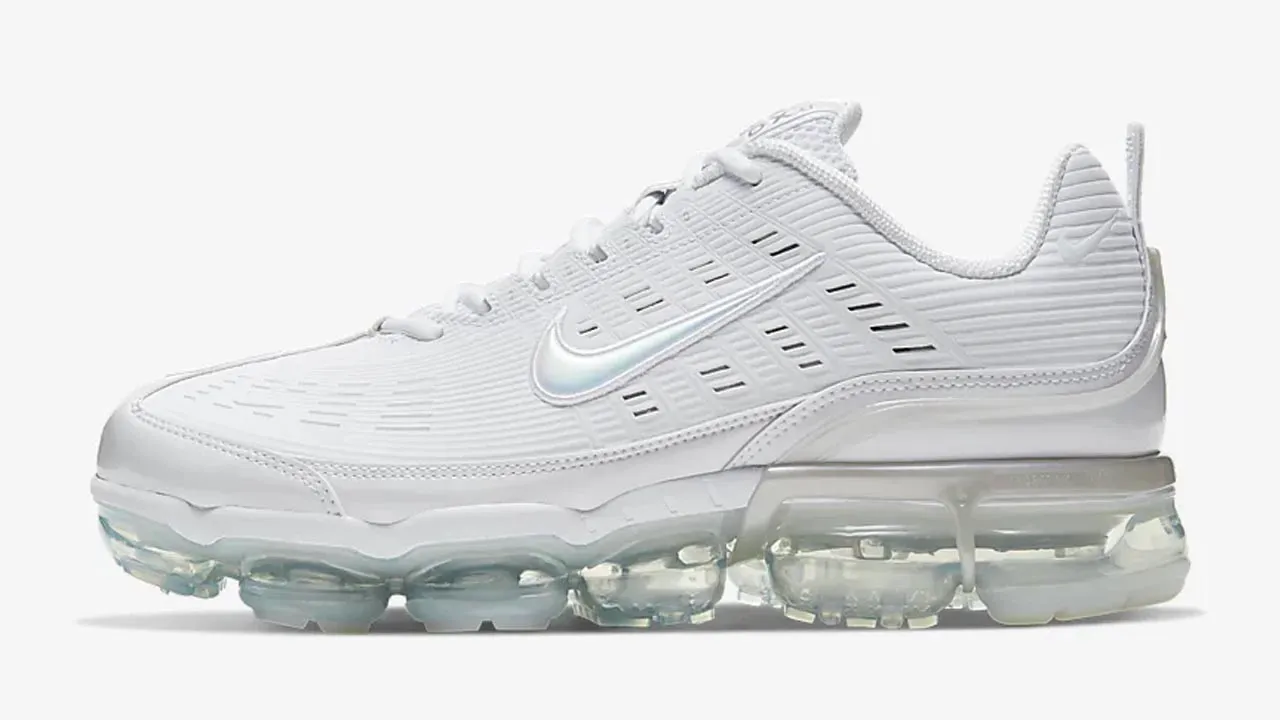 15 Squeaky Clean Swoosh Sneakers That Need to Be in Your Summer ...