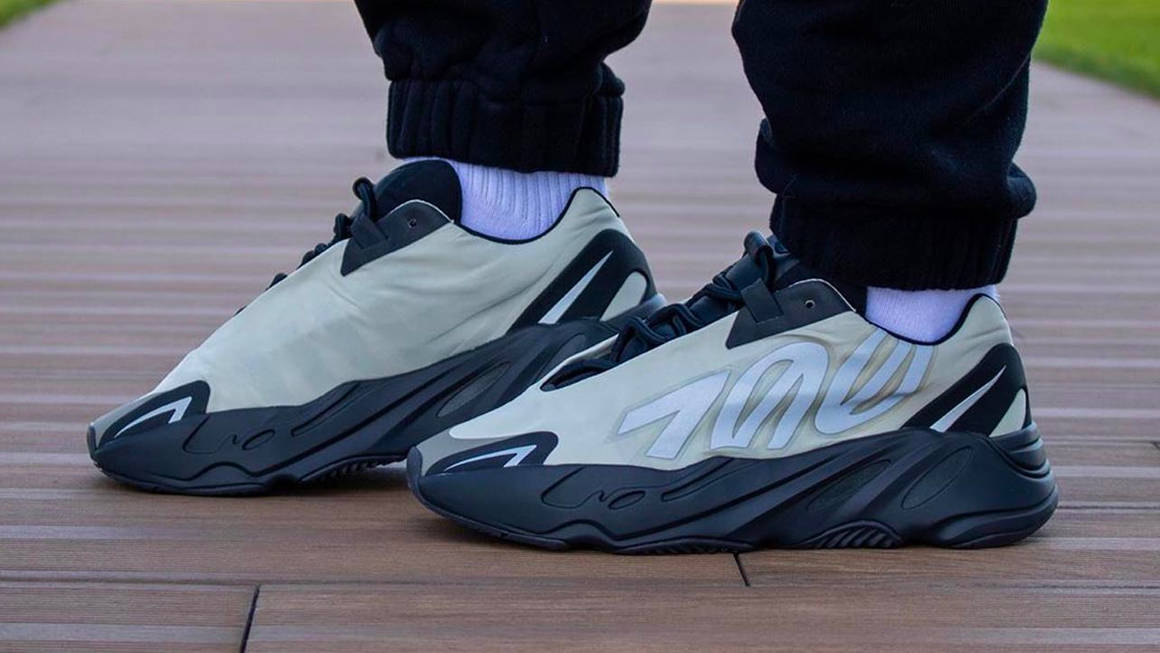 yeezy 700 mnvn restock