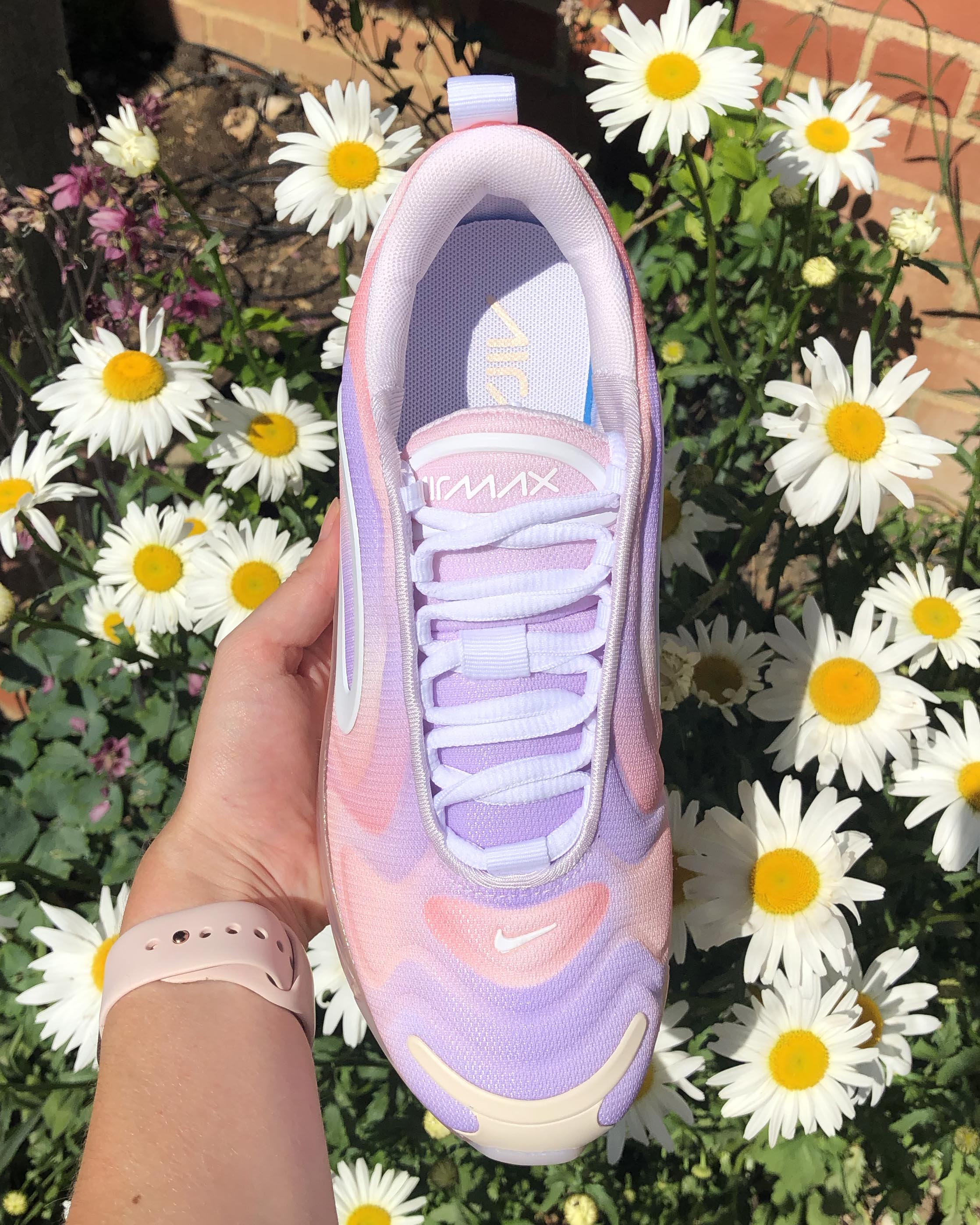 Air Max 720 React Light Vioolet Brimson Tint