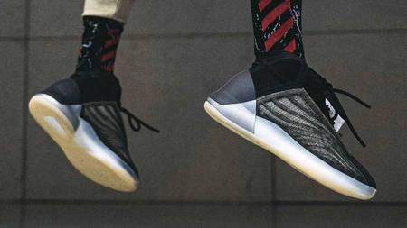 Your Best Look Yet at the Yeezy QNTM "Barium" Your Best Look Yet at the Yeezy QNTM "Barium"