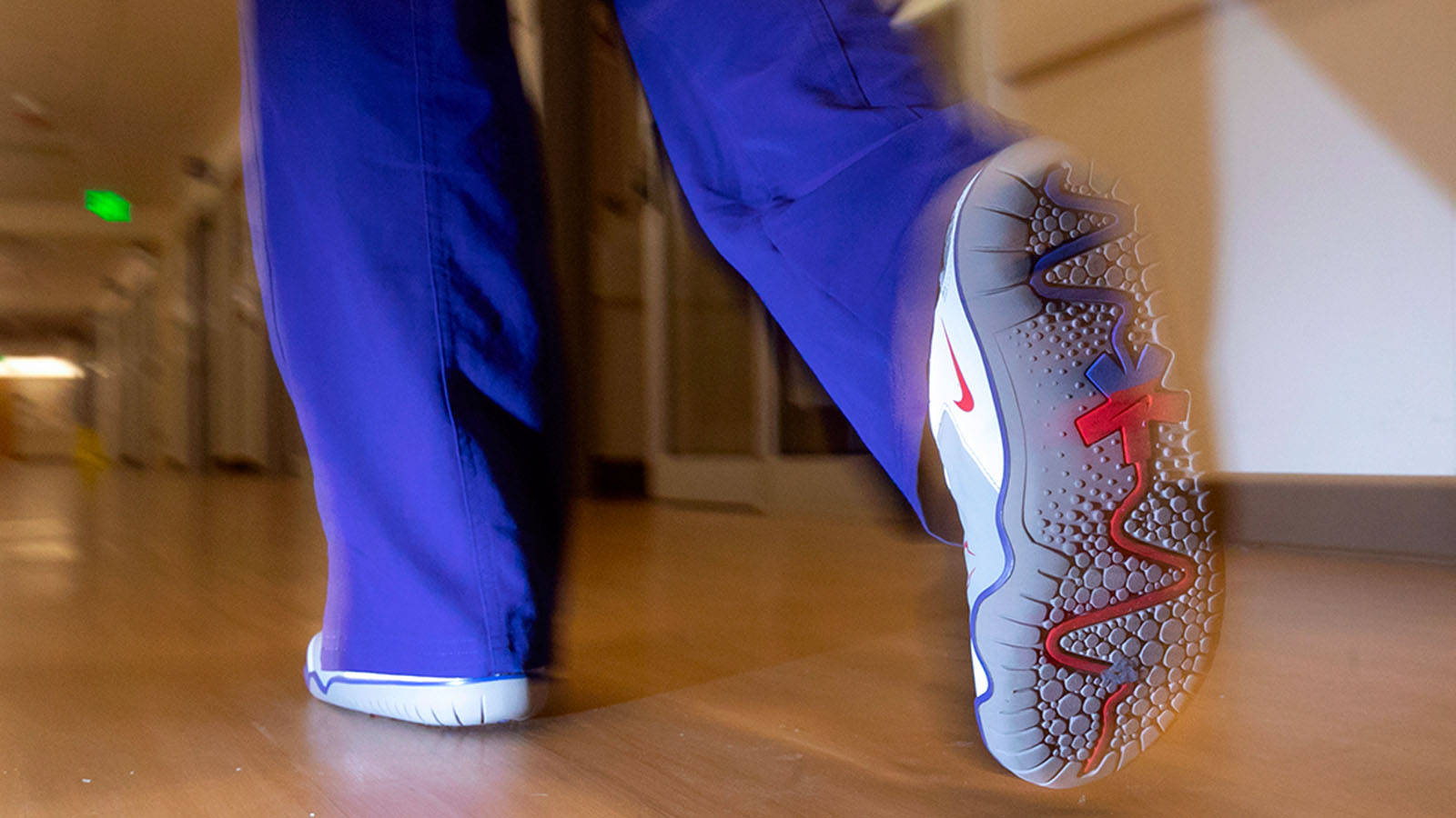 COVID-90 nike Zoom pulse